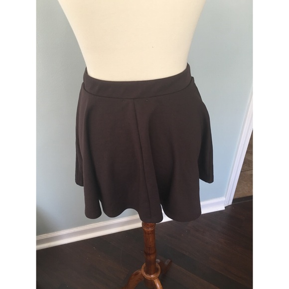 Women’s Brown Mini Skirt - Picture 2 of 4